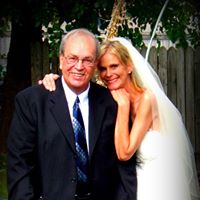 Julie Shultz Photo 16