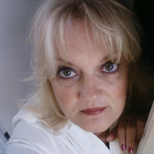 Ruth Little Photo 38