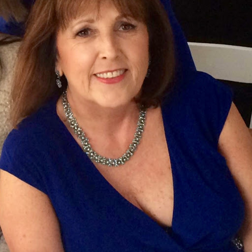 Connie Stinson Photo 32