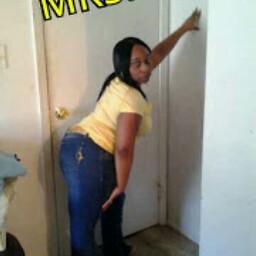 Angela Goldsmith Photo 6