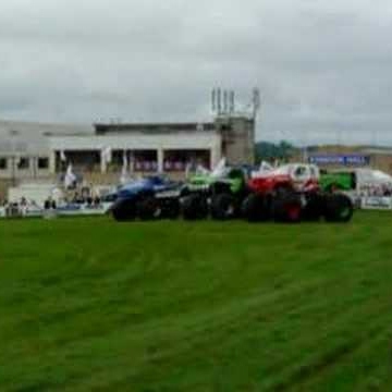 Danny Hooper Photo 12