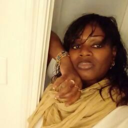 Charmaine Rowe Photo 3