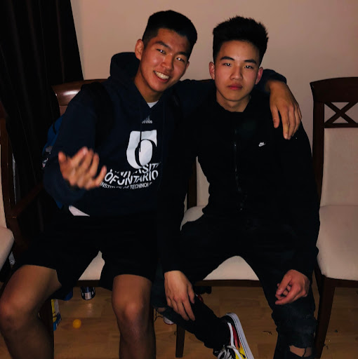 Justin Chen Photo 14