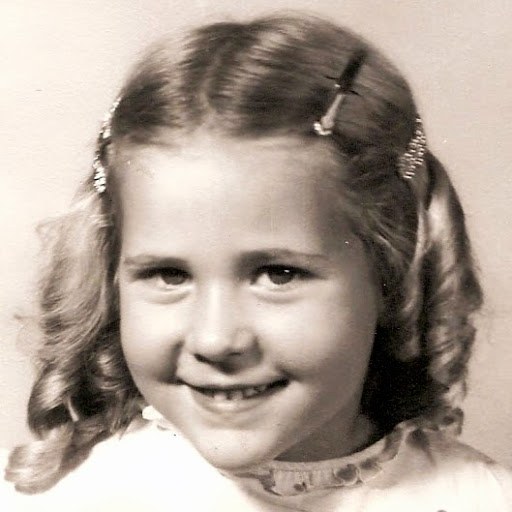 Margaret Harmon Photo 22