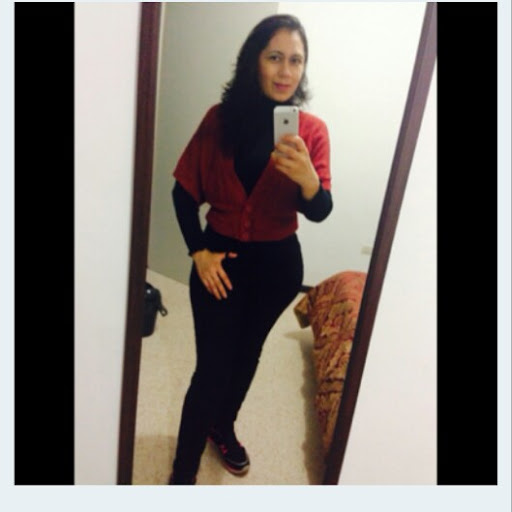 Veronica Chairez Photo 15