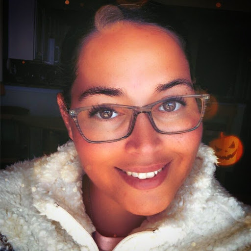 Maria Newman Photo 13