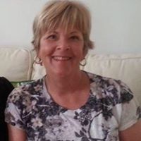 Julie Harrison Photo 40