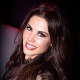 Melanie Ray Photo 17