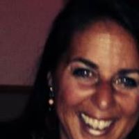 Rebecca Gold Photo 23