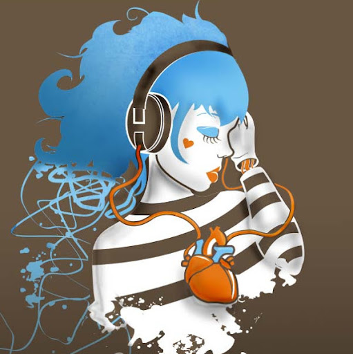 Alyssa Daniel Photo 6