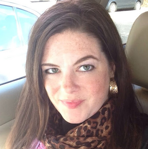 Elizabeth Lowman Photo 14