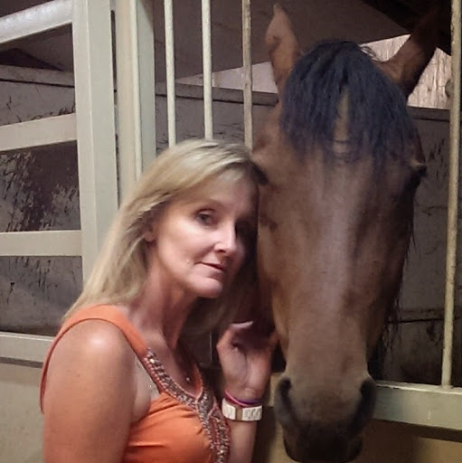 Rebecca Gale Photo 10