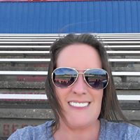 Stephanie Hubbard Photo 37