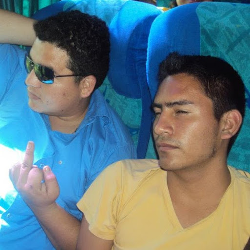 Raul Cardona Photo 15