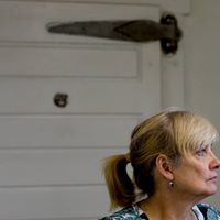 Vicki Betts Photo 18