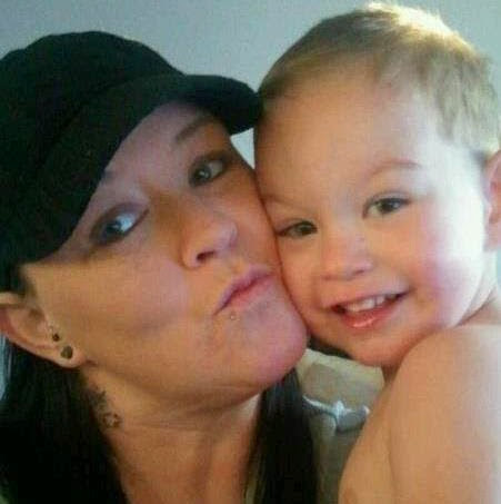 Jennifer Israel Photo 12