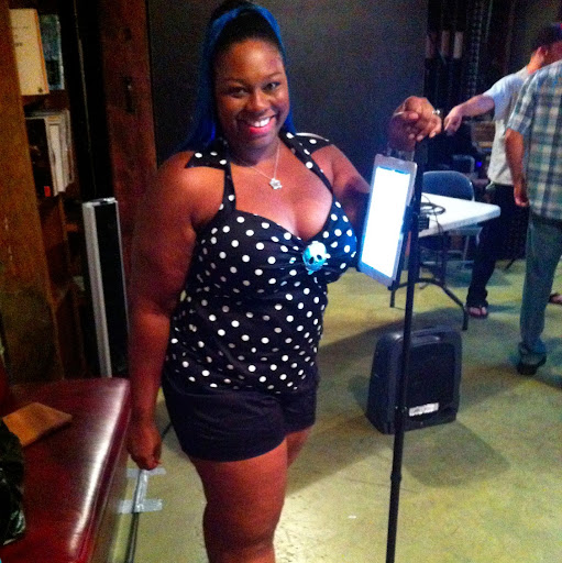 Vivian Rogers Photo 12