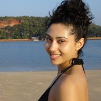 Andrea Roach Photo 12