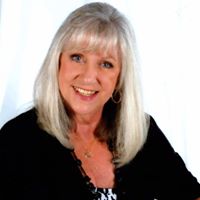 Freda Robbins Photo 9