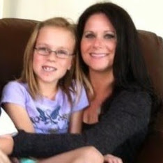 Rebecca Farrell Photo 20