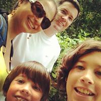 Bernadette Robertson Photo 4