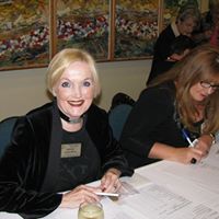 Caroline Mercer Photo 19