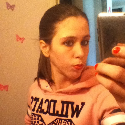 Lisa Gagnon Photo 15