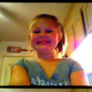 Julia Starkey Photo 5