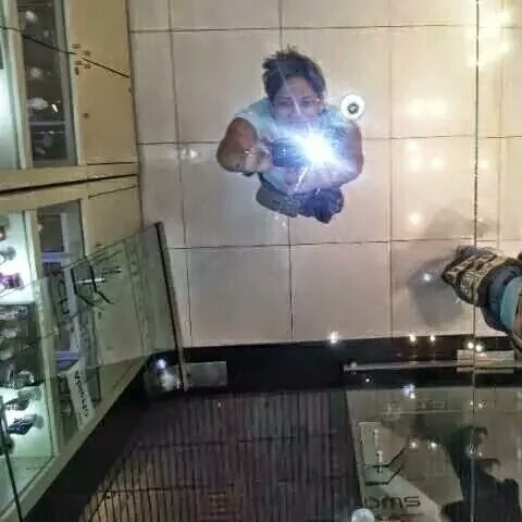 Erika Manrique Photo 12