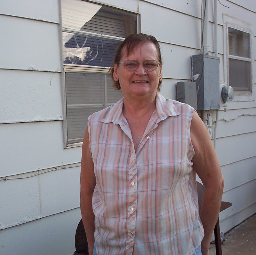 Connie Roberts Photo 13