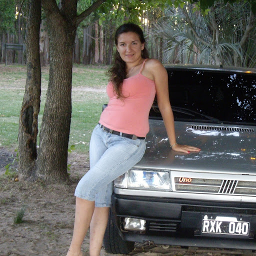 Luz Acevedo Photo 24