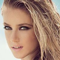 Jennifer Calloway Photo 26