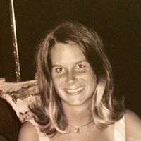 Julie Ledbetter Photo 15
