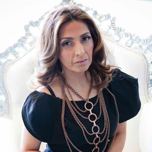 Gloria Lopez Photo 41