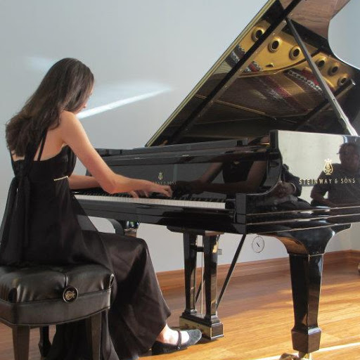 Jamie Rector Photo 13