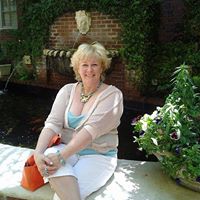 Renee Yaeger Photo 11