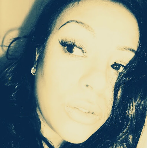 Sarah Reyes Photo 20