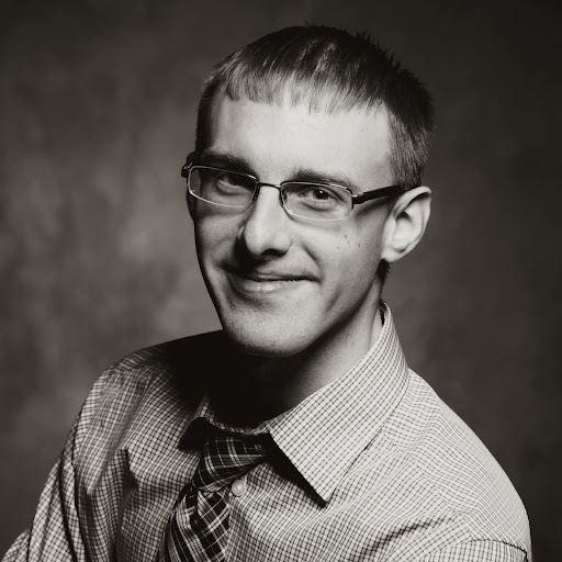 Aaron Alexander Photo 19