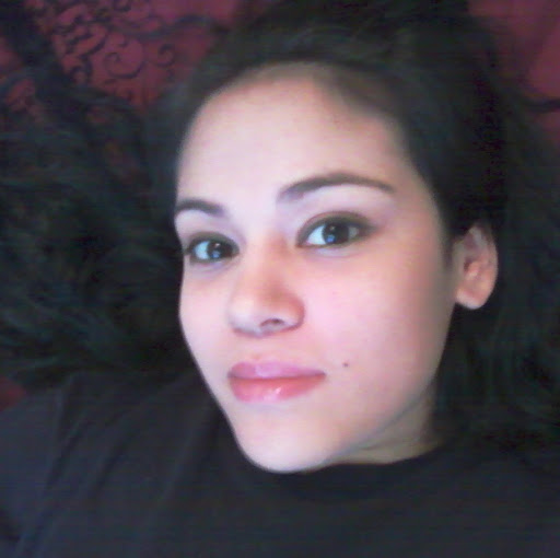 Elizabeth Martinez Photo 53