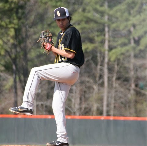 Aaron Garza Photo 15