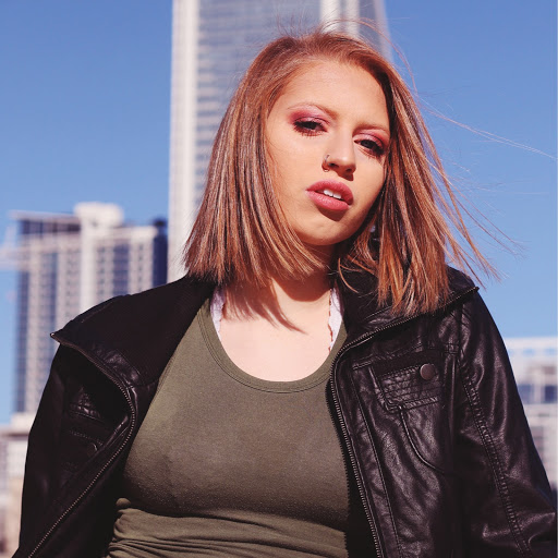 Kathleen Buck Photo 25