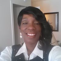 Linda Hardy Photo 19