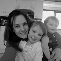 Sarah Regan Photo 12