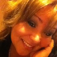 Janett Gomez Photo 11