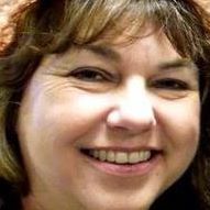 Traci Petersen Photo 19