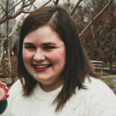 Michele Peterson Photo 30