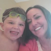 Robyn Tucker Photo 15