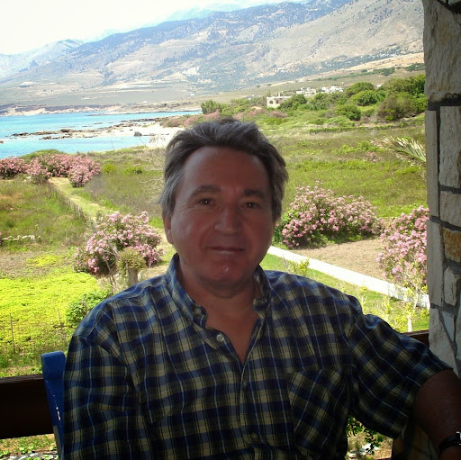 Robert Reichert Photo 19