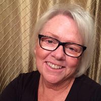 Lynda Kelly Photo 16