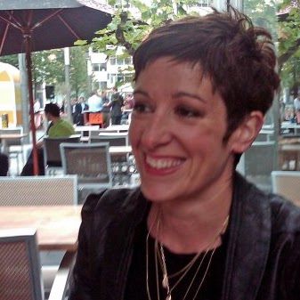 Lucy Lawrence Photo 15